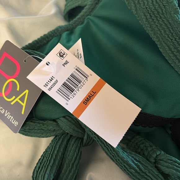 NWT- 2025 Emerald Ribbed Full Coverage 
1 piece Bathing suit swimsuit - Picture 7 of 7